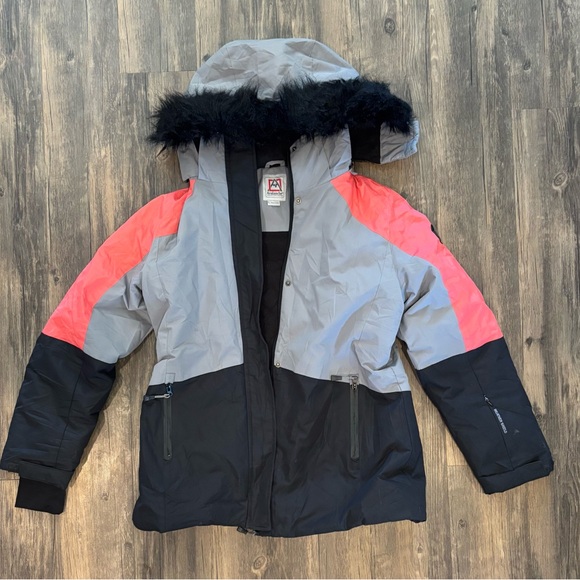 Avalanche Black and Gray Outdoor Jacket - Picture 1 of 4